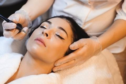 ameliyatsiz-yuz-estetigi